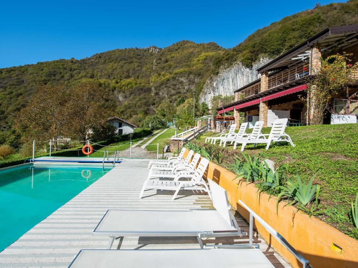 Beautiful Chalet With Swimming Pool In Lombardy Marone Exterior foto