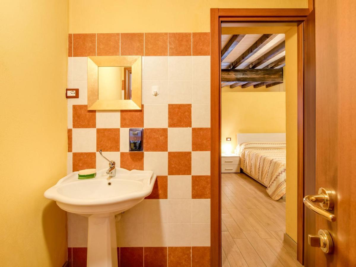 Beautiful Chalet With Swimming Pool In Lombardy Marone Exterior foto