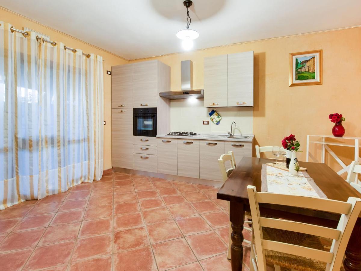 Beautiful Chalet With Swimming Pool In Lombardy Marone Exterior foto