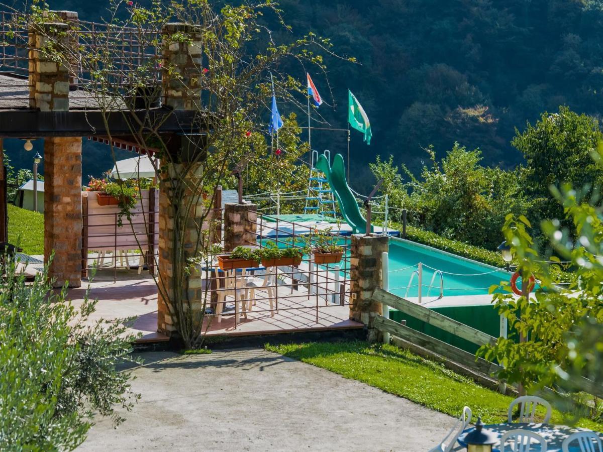 Beautiful Chalet With Swimming Pool In Lombardy Marone Exterior foto